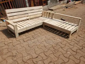 Pallet Simple L Shape Chairs With New Design