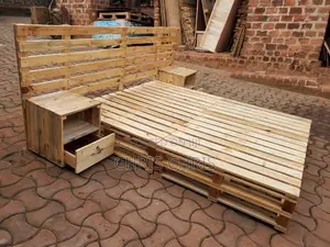 Pallet Bed With Bedside Drawers