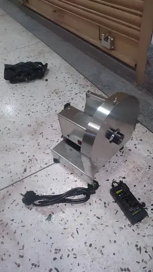 Heavy Duty Electric Vegetable/Potato Crisps Slicer/Cutter.