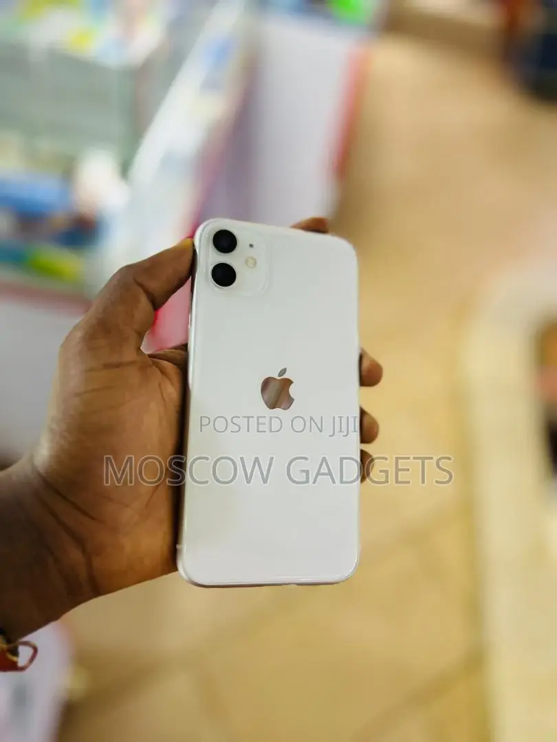 Apple iPhone 11 64 GB White