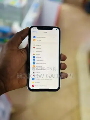Apple iPhone 11 64 GB White