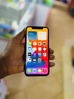 Apple iPhone 11 64 GB White