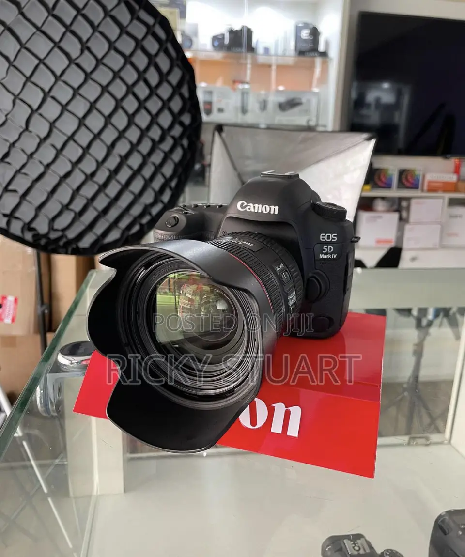 Canon 5D Mark IV Ef 24-70mm F1.4 Full Frame