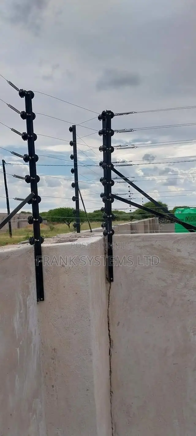 Electric Fence System 100fts by 50fts