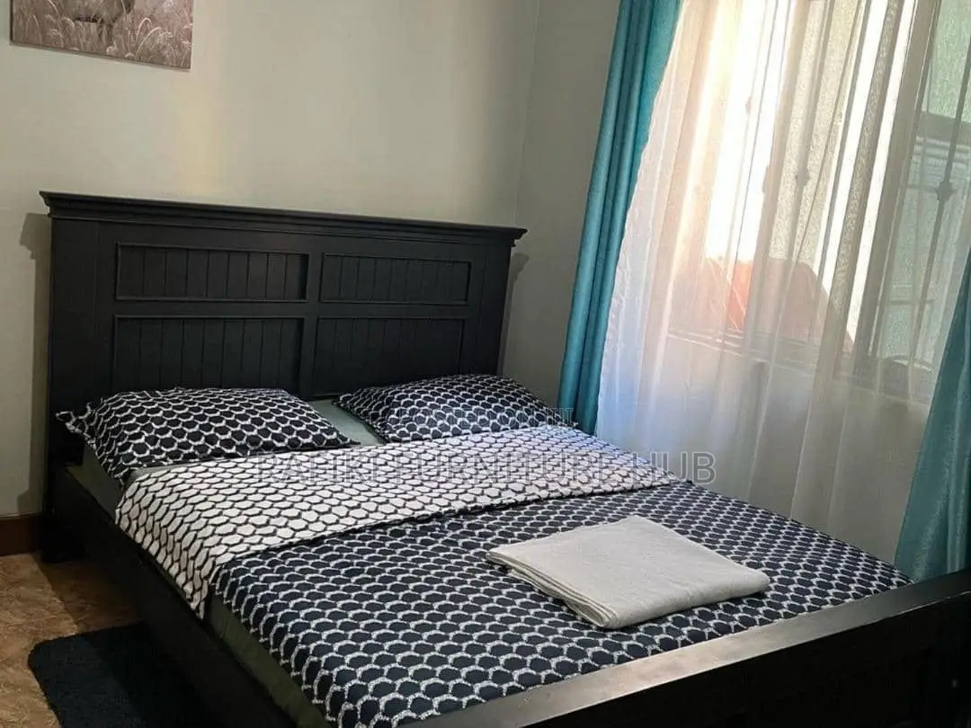 Tile Bed / 5by6 Bed / Wooden Bed/ Furniture/ Luxury Bed