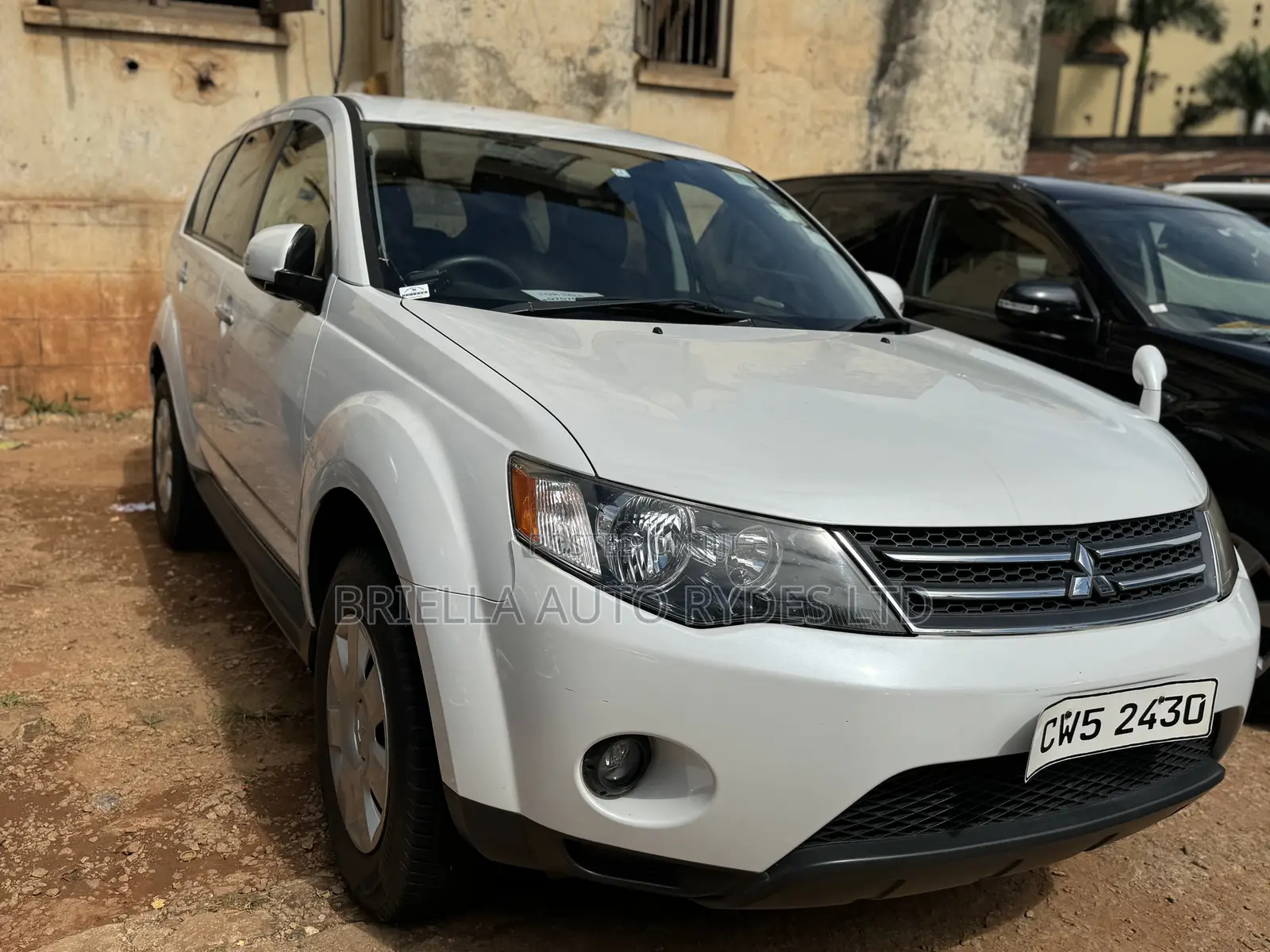 Mitsubishi Outlander 2009 White