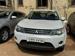 Mitsubishi Outlander 2009 White