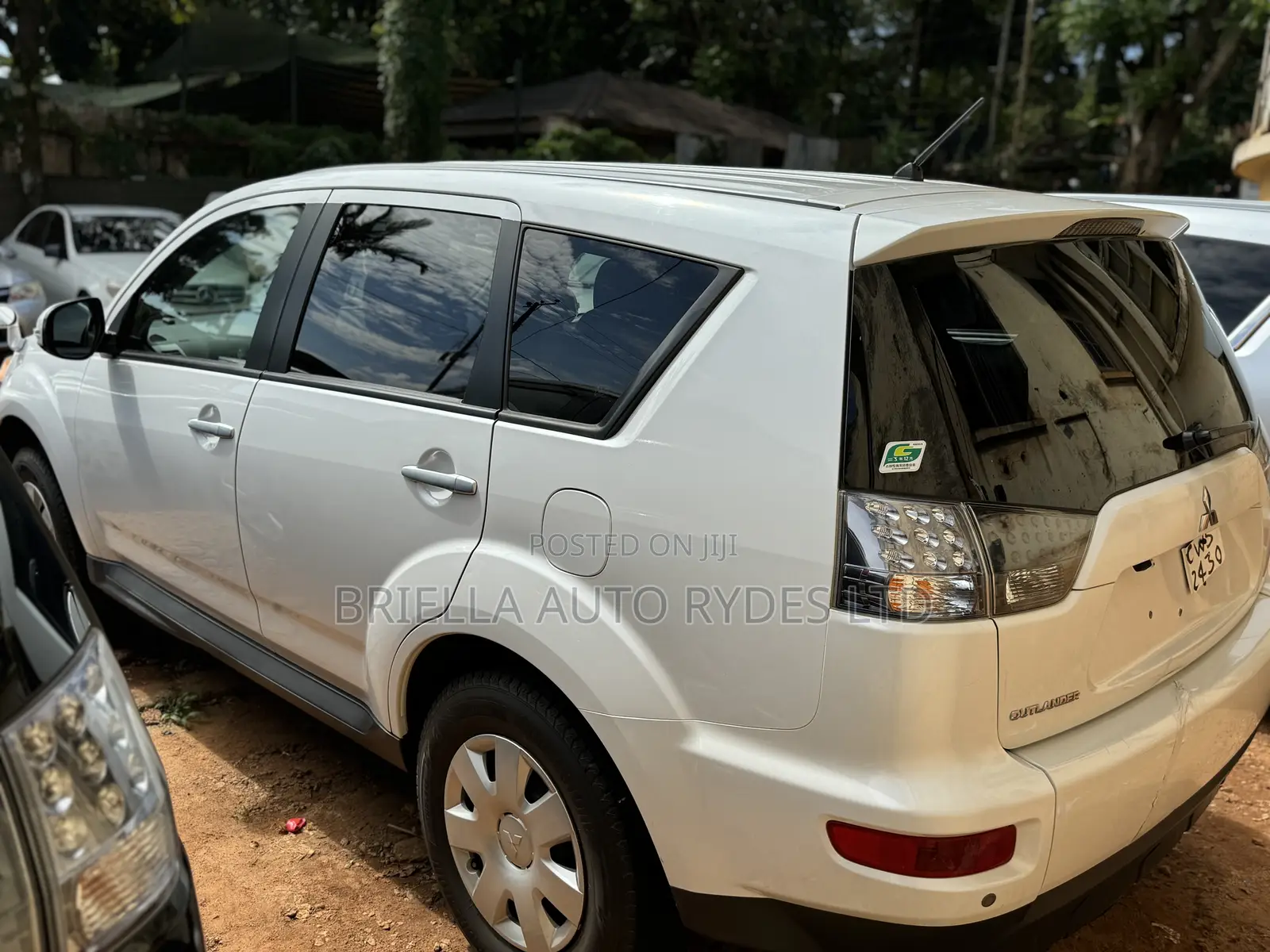 Mitsubishi Outlander 2009 White