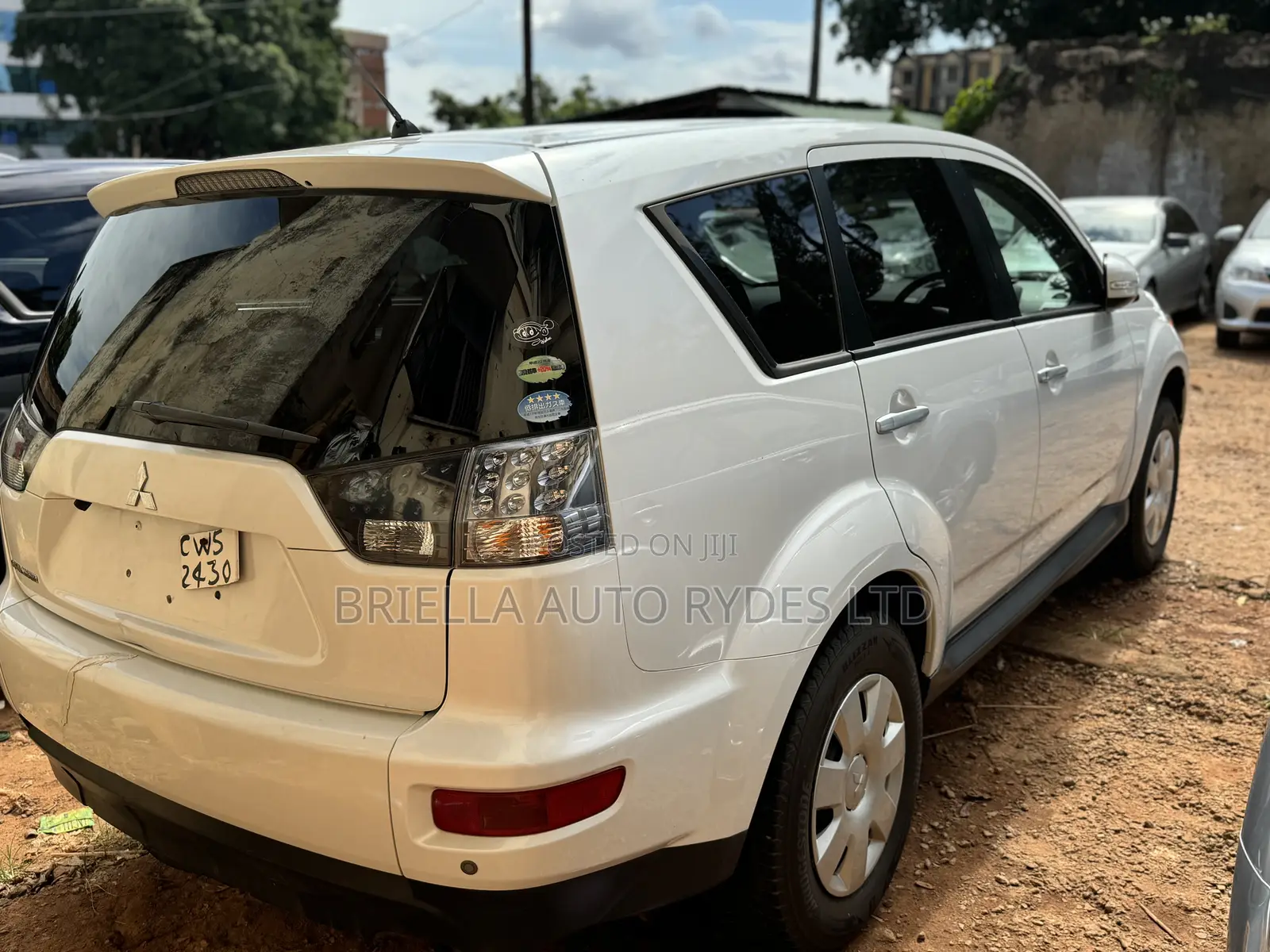 Mitsubishi Outlander 2009 White