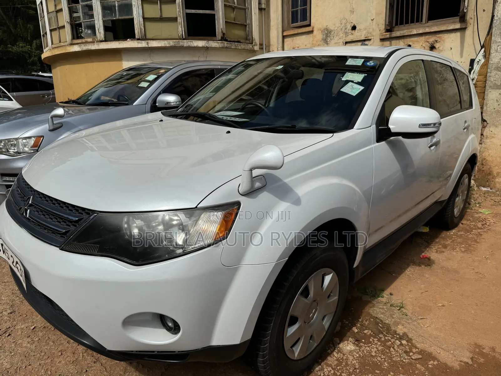 Mitsubishi Outlander 2009 White