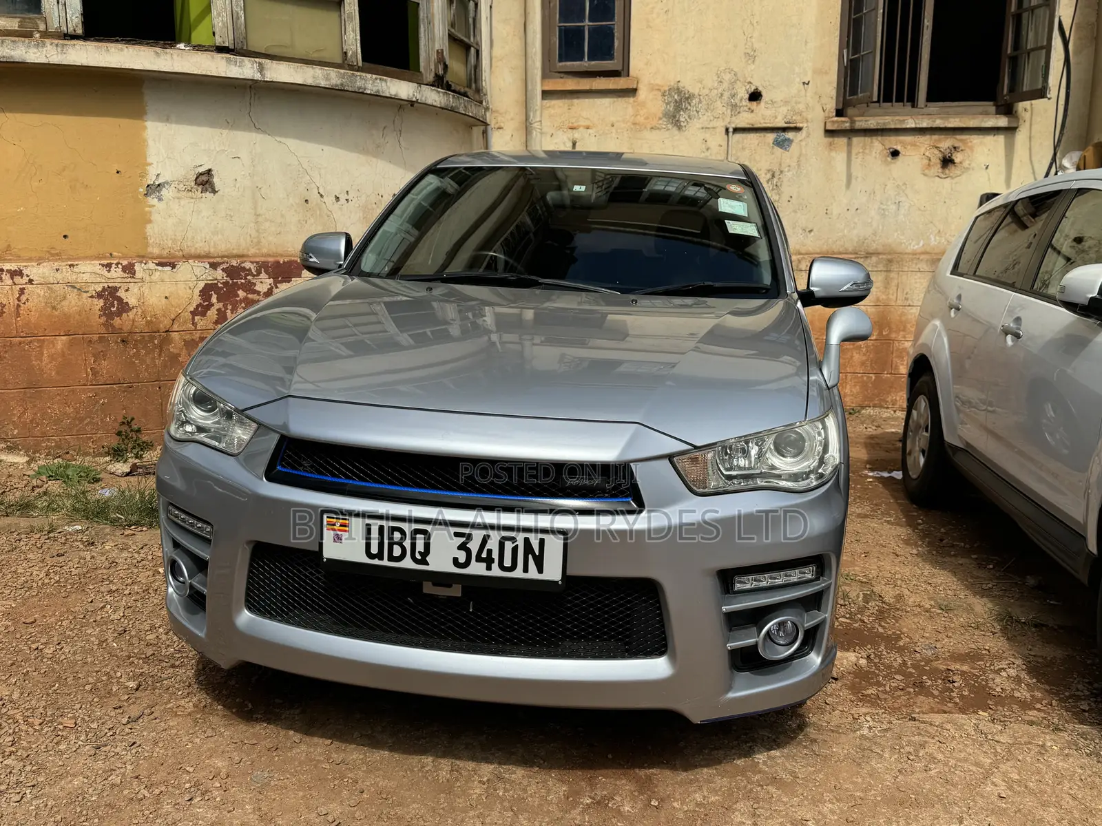 Mitsubishi Outlander 2010 Silver