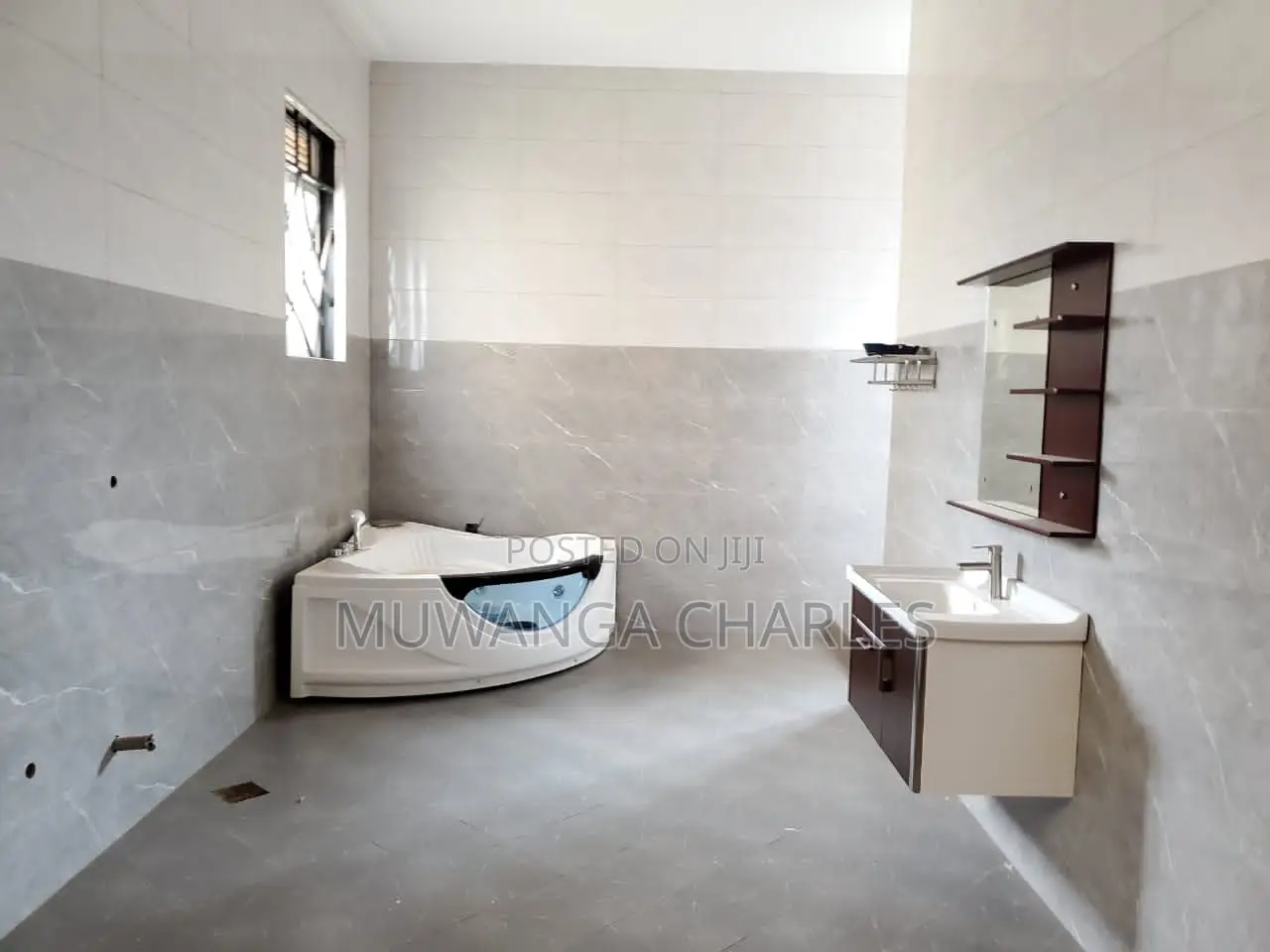 5bdrm Duplex in Fs Properties Ltd, Nakawa for sale