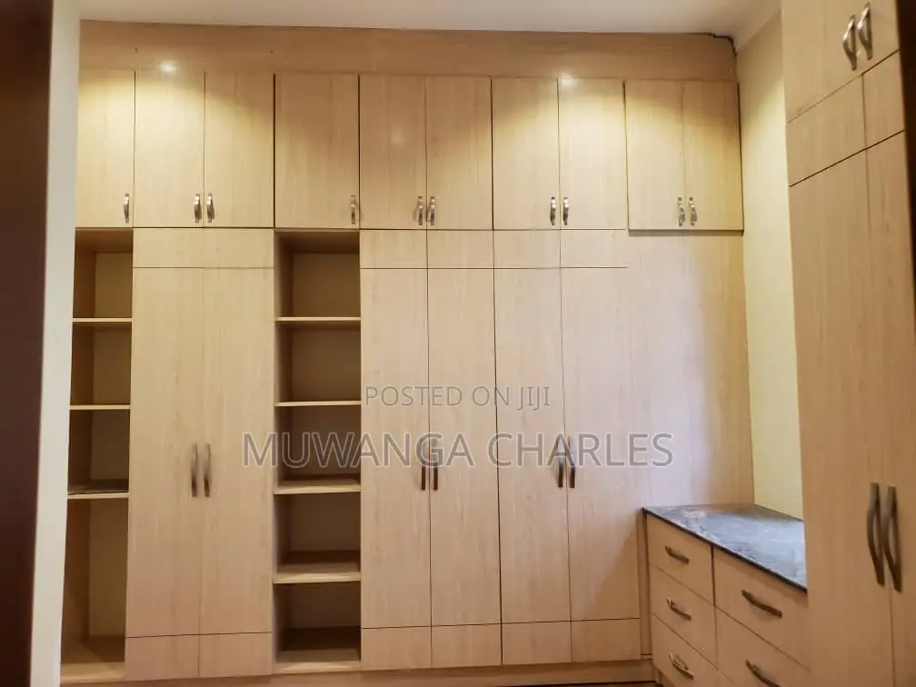 5bdrm Duplex in Fs Properties Ltd, Nakawa for sale