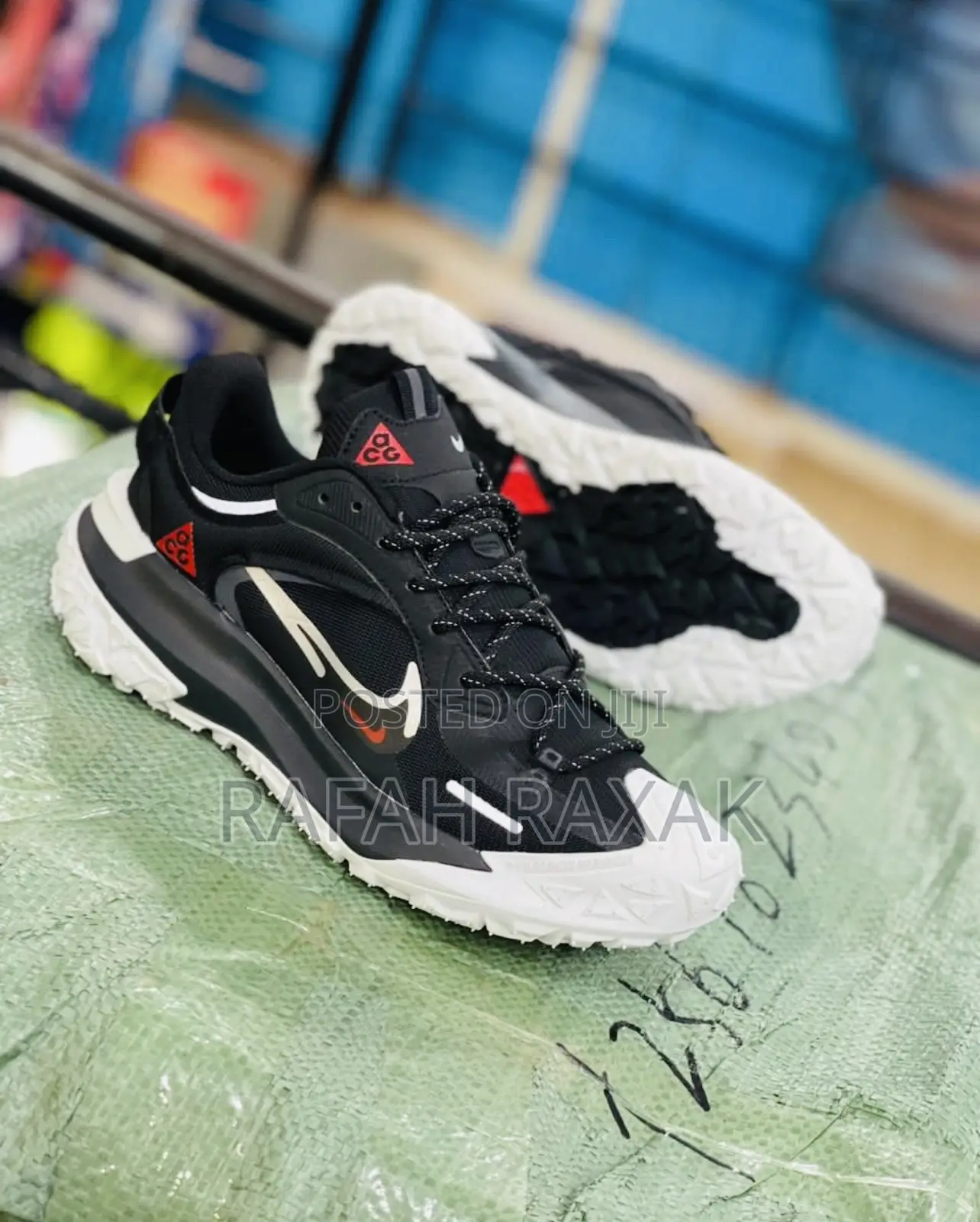 Original Men’S Black Nike ACG Sneakers