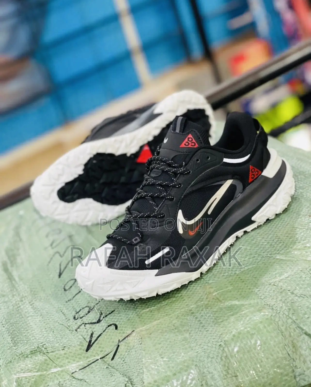 Original Men’S Black Nike ACG Sneakers