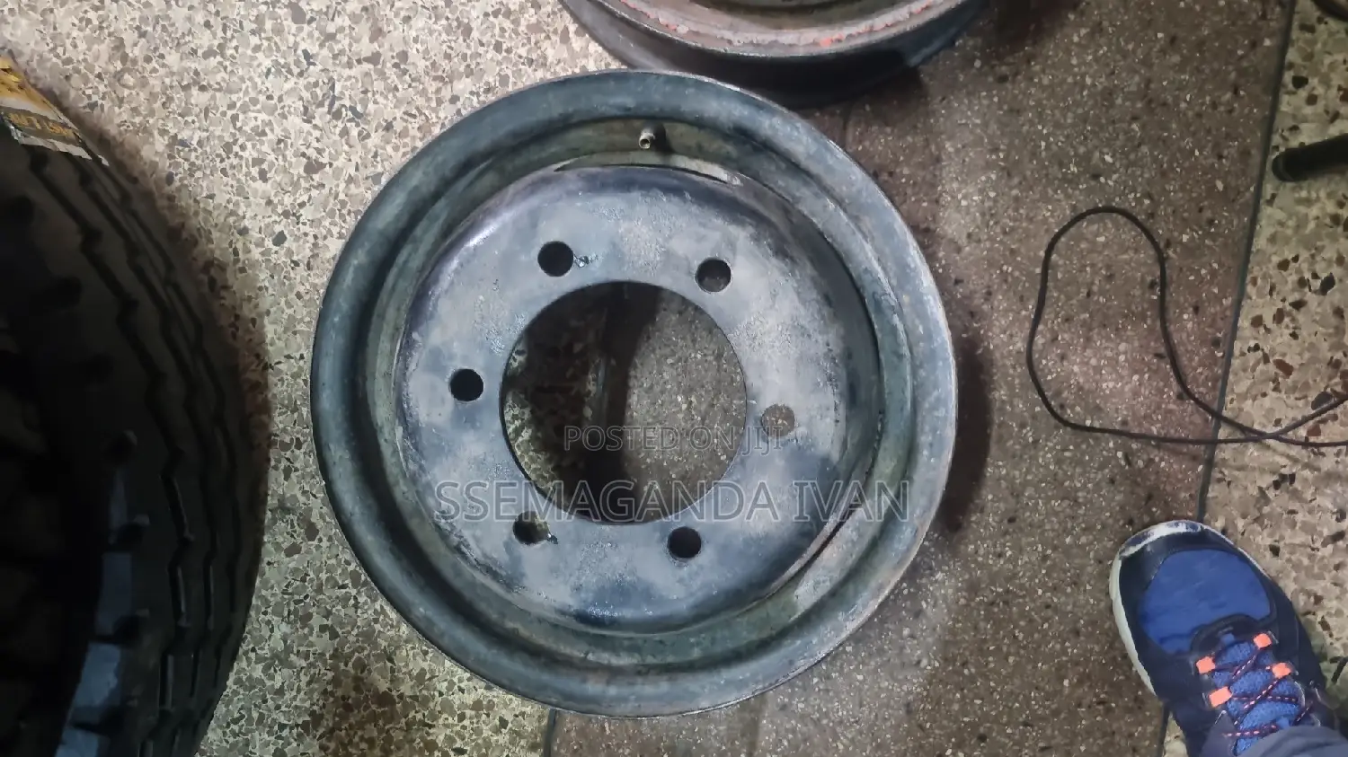 Rim 14 With Small 6 Holes
