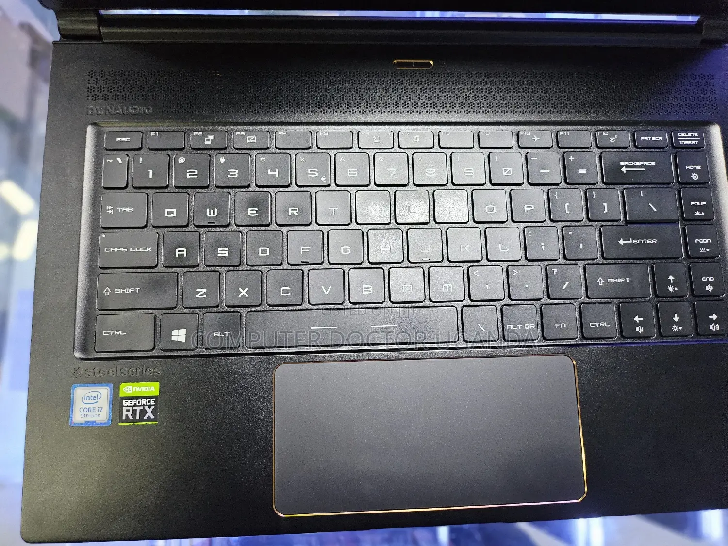 New Laptop MSI GT725 32GB Intel Core I5 SSD 1T