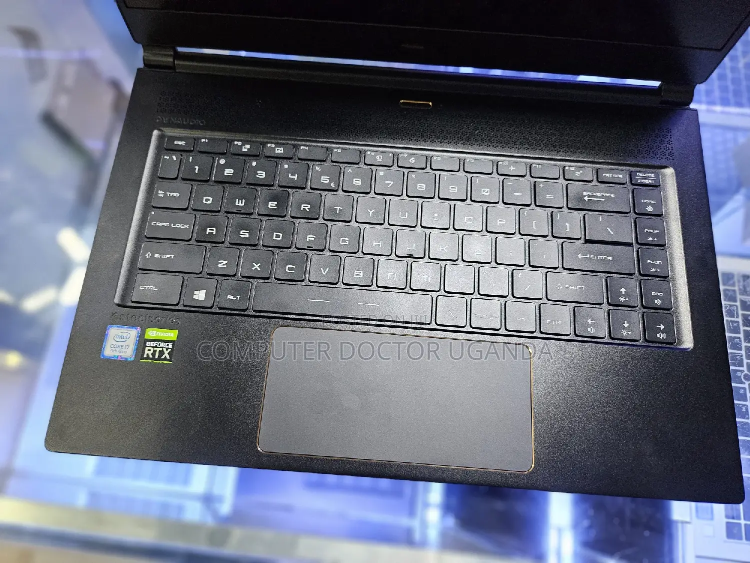 New Laptop MSI GT725 32GB Intel Core I5 SSD 1T