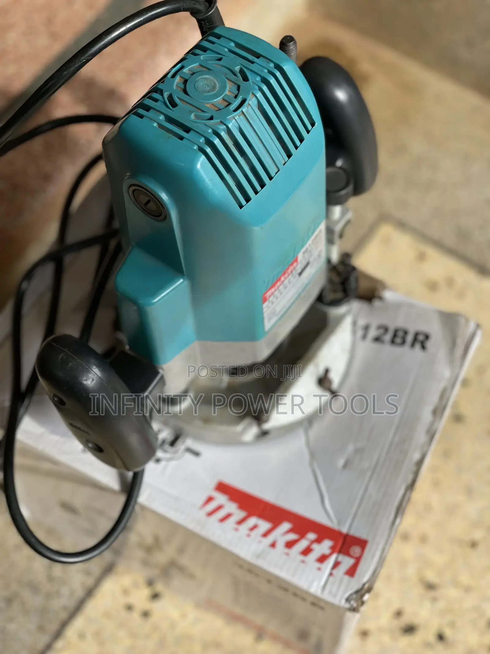 Wood Router Makita
