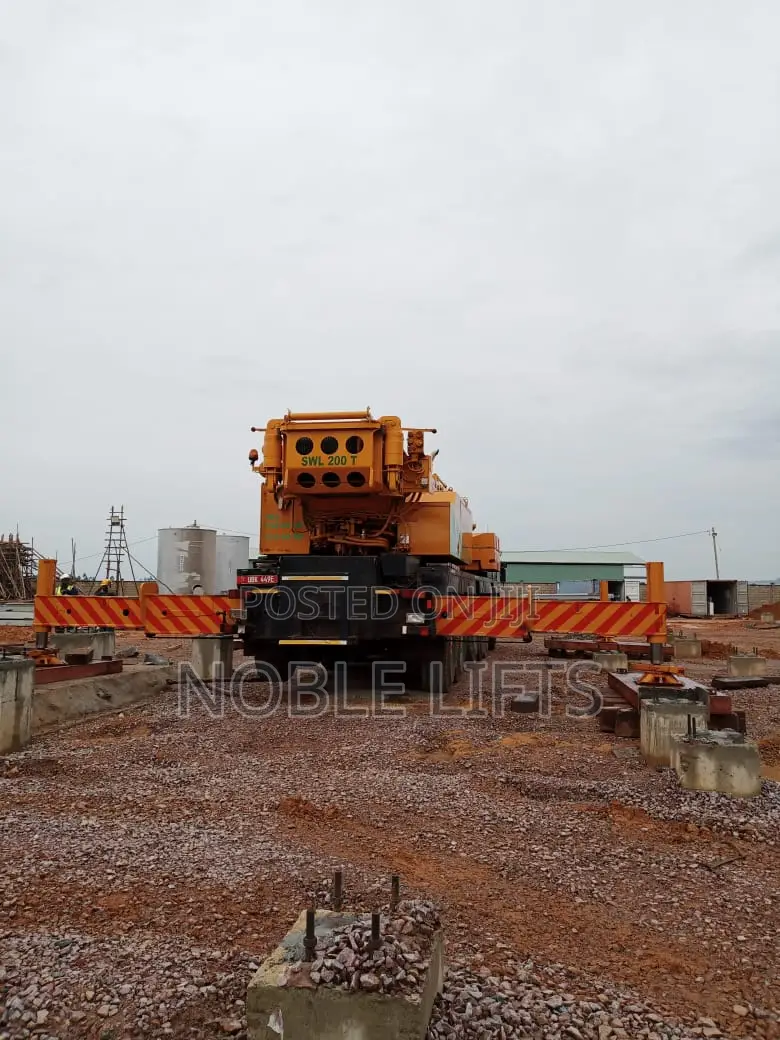 80 - 200 TONE Cranes for Hire