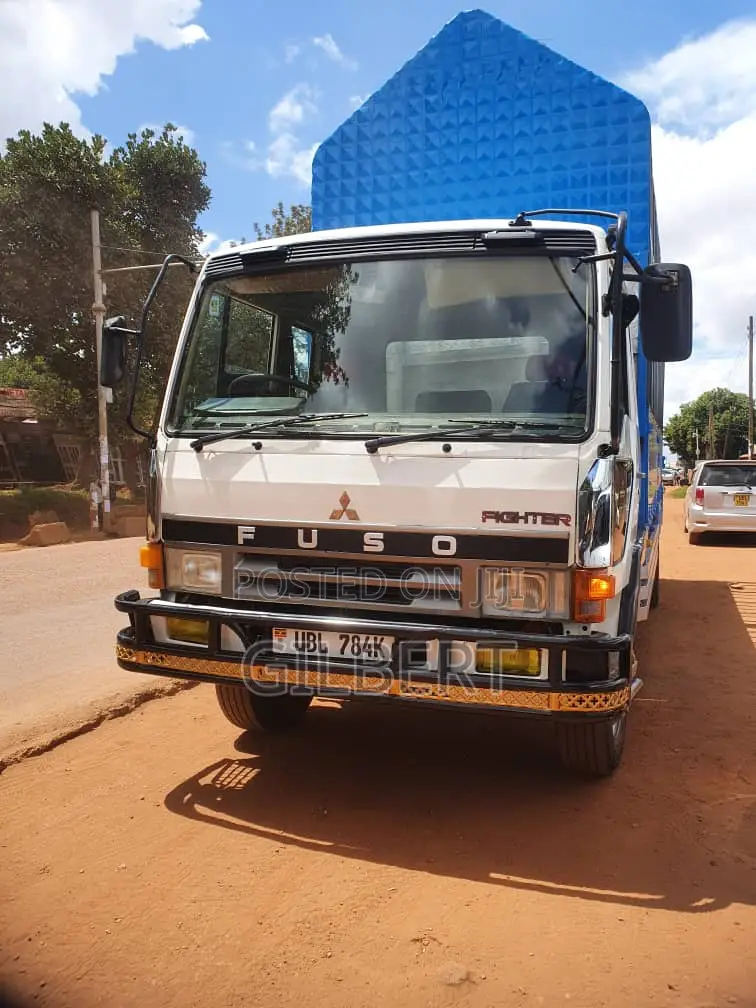 Fuso Fighter Lorry 