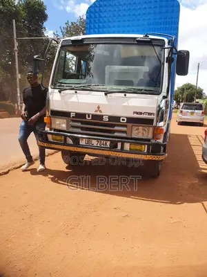 Fuso Fighter Lorry 