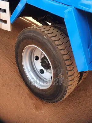 Fuso Fighter Lorry 