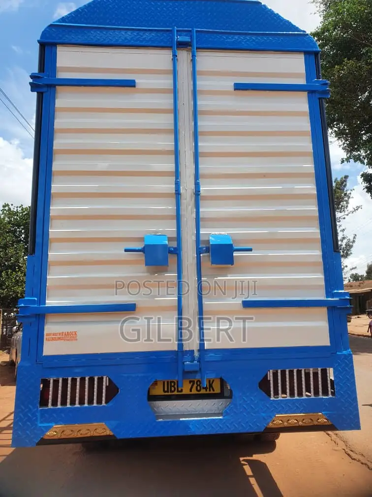 Fuso Fighter Lorry 