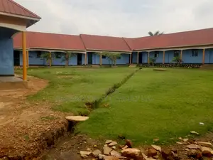 Photo - A Secondary School Is Available for Sale in Busiika.