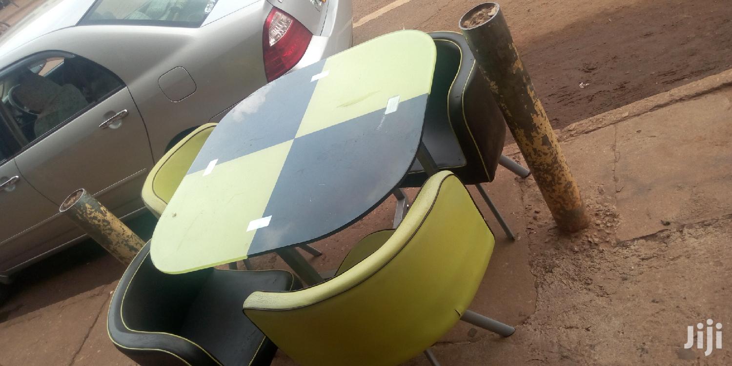 Used Dinner Table 4seaters