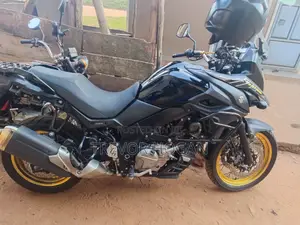 Suzuki V-Strom 2017 Black