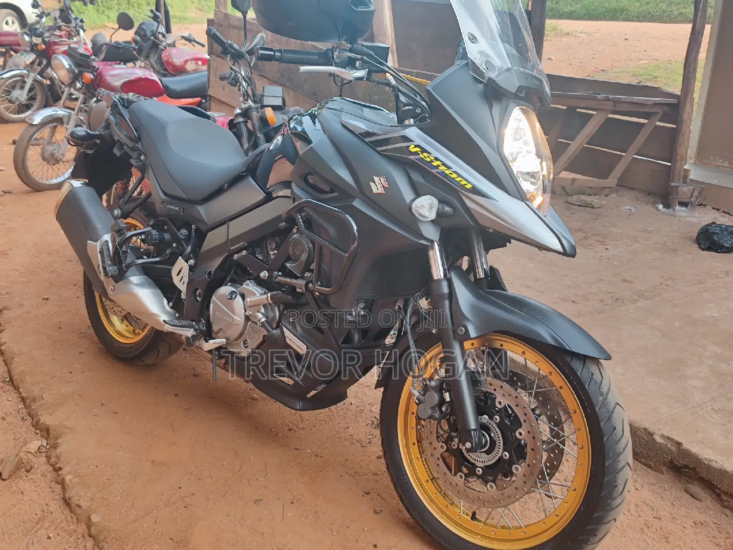 Suzuki V-Strom 2017 Black