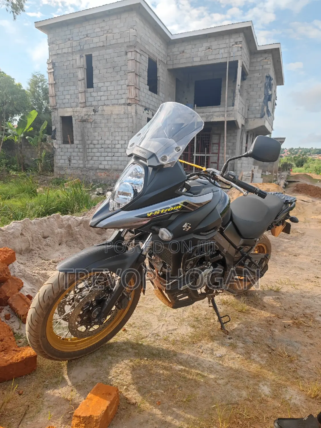 Suzuki V-Strom 2017 Black