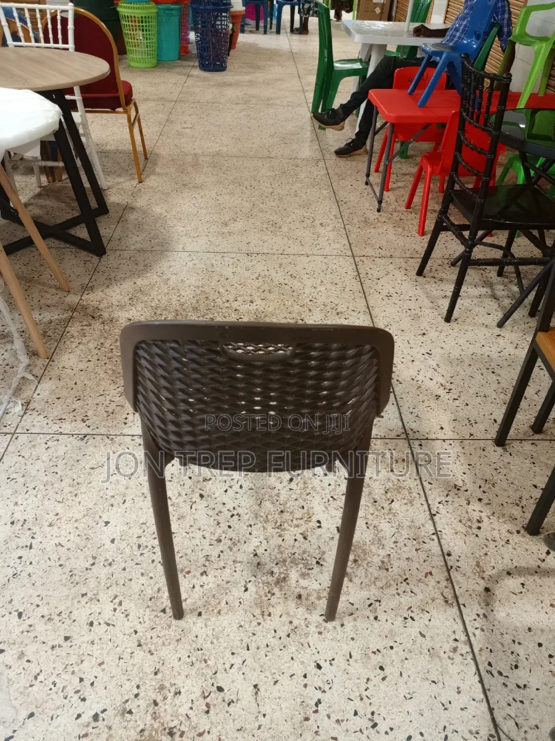 Plastic Restaurant Chair