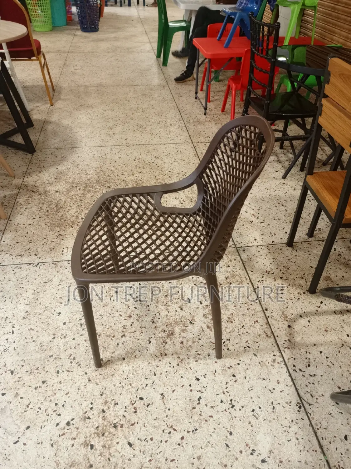 Plastic Restaurant Chair