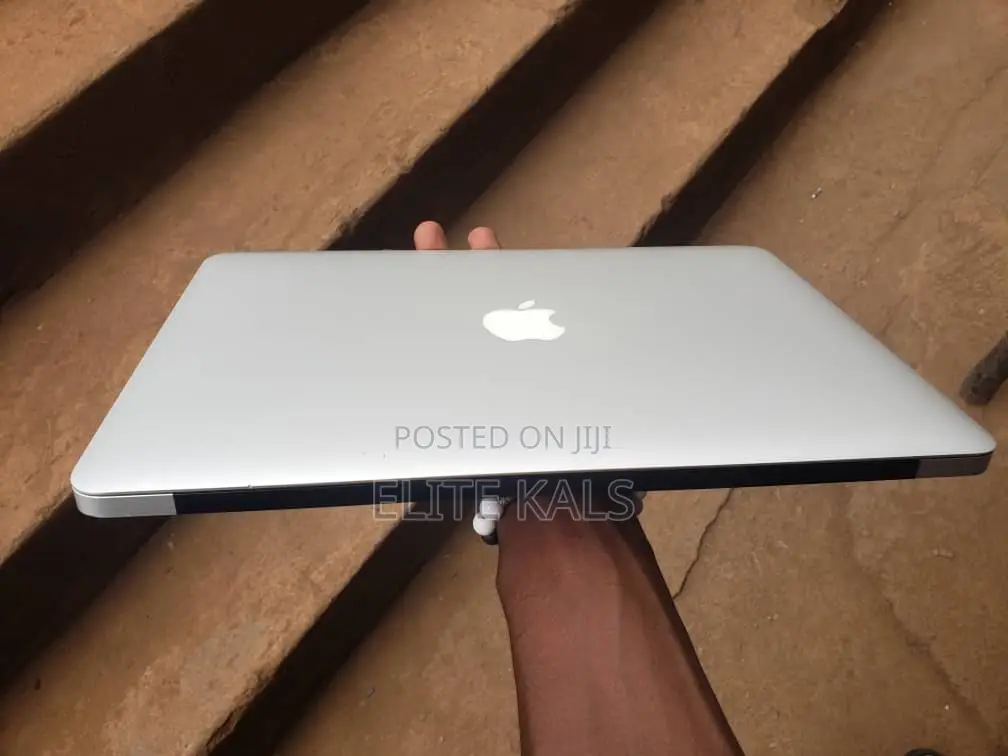 Laptop Apple MacBook Air 2013 4GB Intel Core I5 SSD 128GB