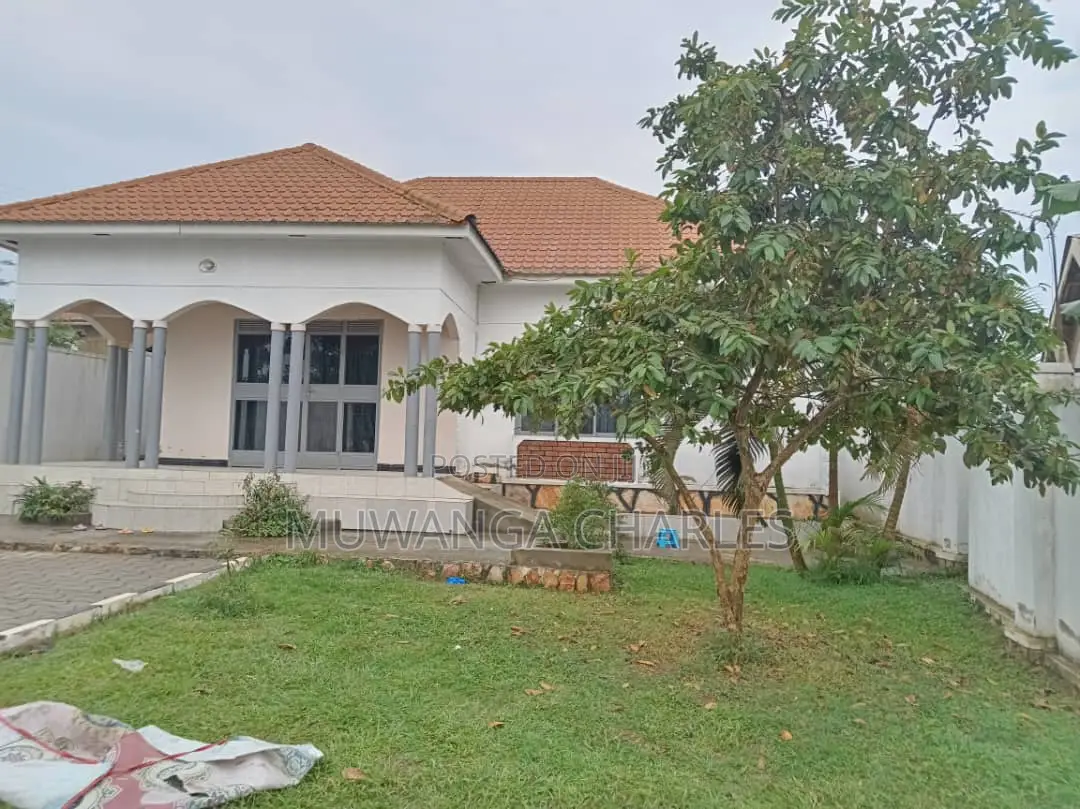 4bdrm Bungalow in Fs Properties Ltd, Kira for sale