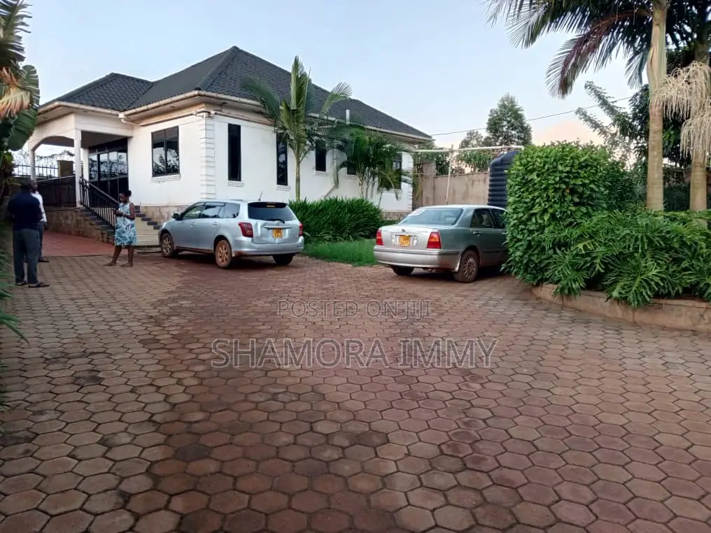 Furnished 2bdrm Bungalow in Nem Real Estate, Wakiso / Wakiso for sale