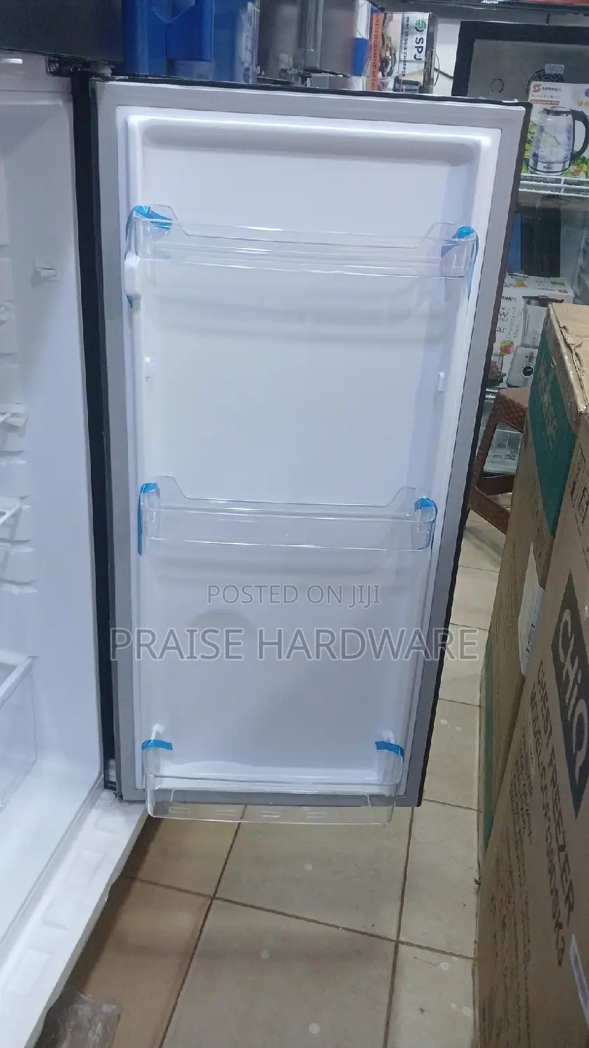Chiq 168 Fridge