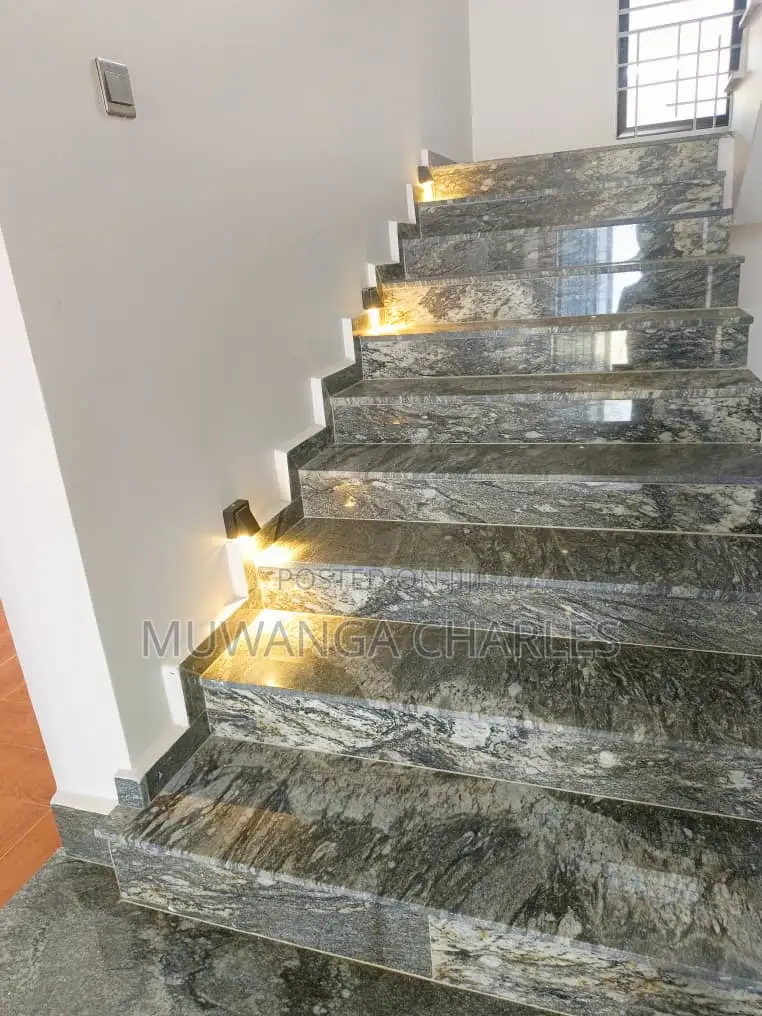 5bdrm Duplex in Fs Properties Ltd, Nakawa for sale