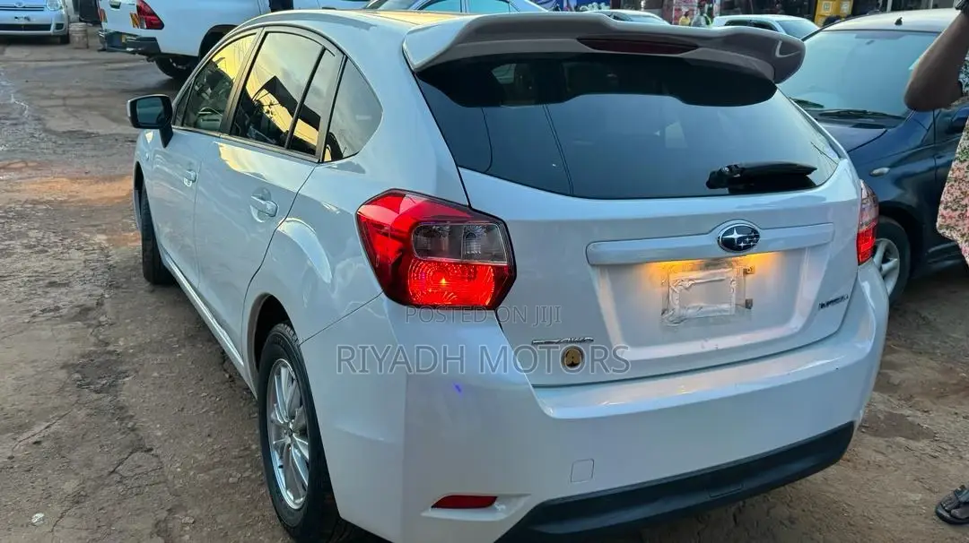 Subaru Impreza 2.0i Limited AWD 2016 White