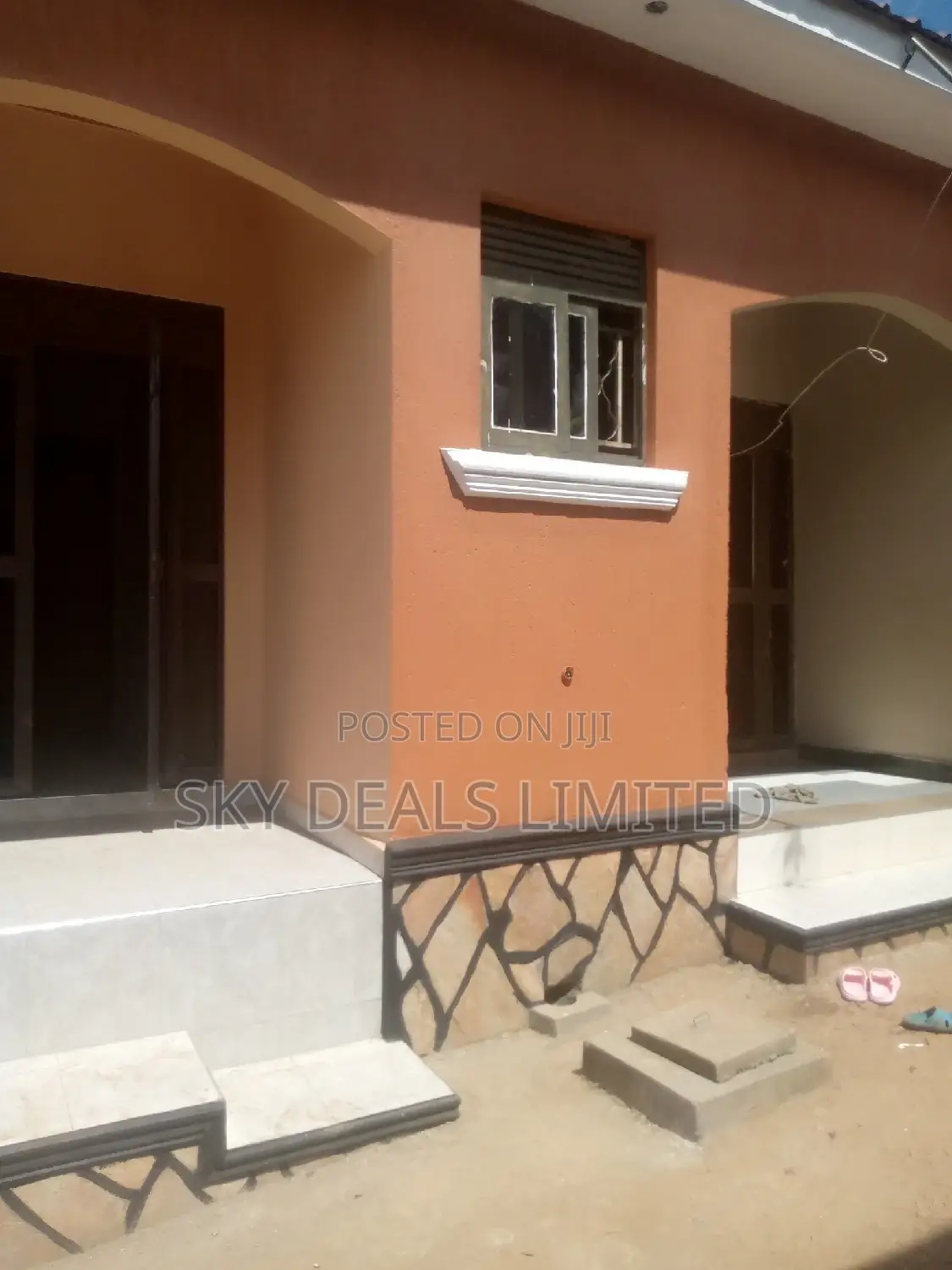 1bdrm Bungalow in Kisaasi, Nakawa for sale
