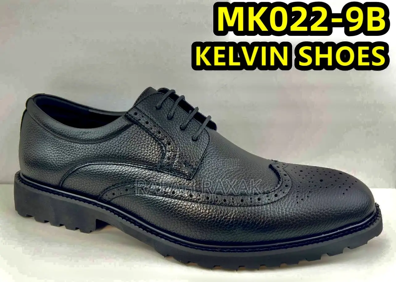 Classic Men’S Black Lace Up Oxfords