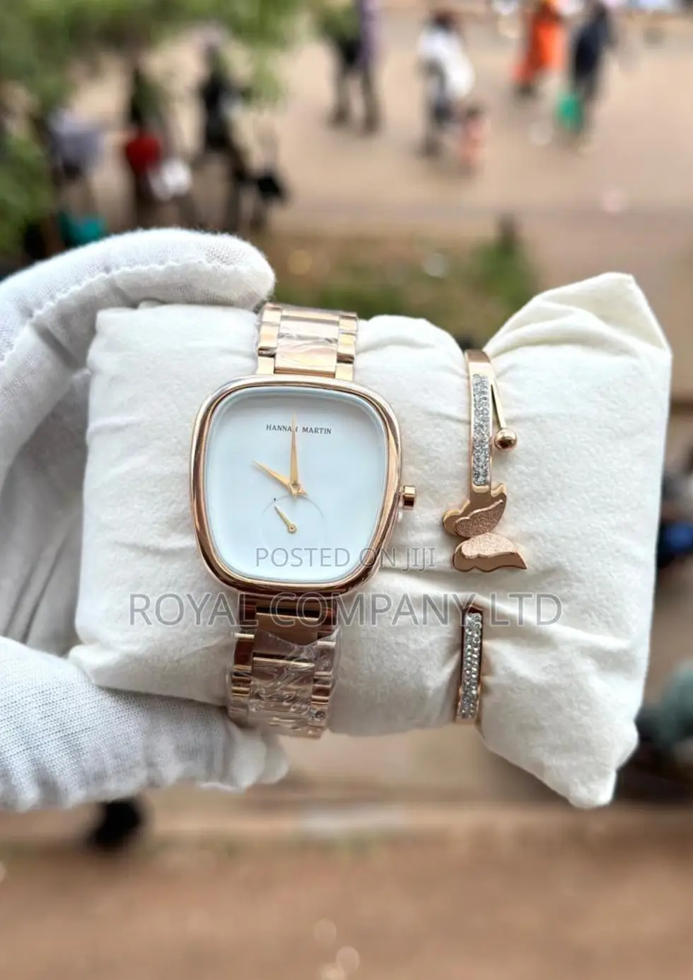 Analog Watch Unisex/Hanna Martin