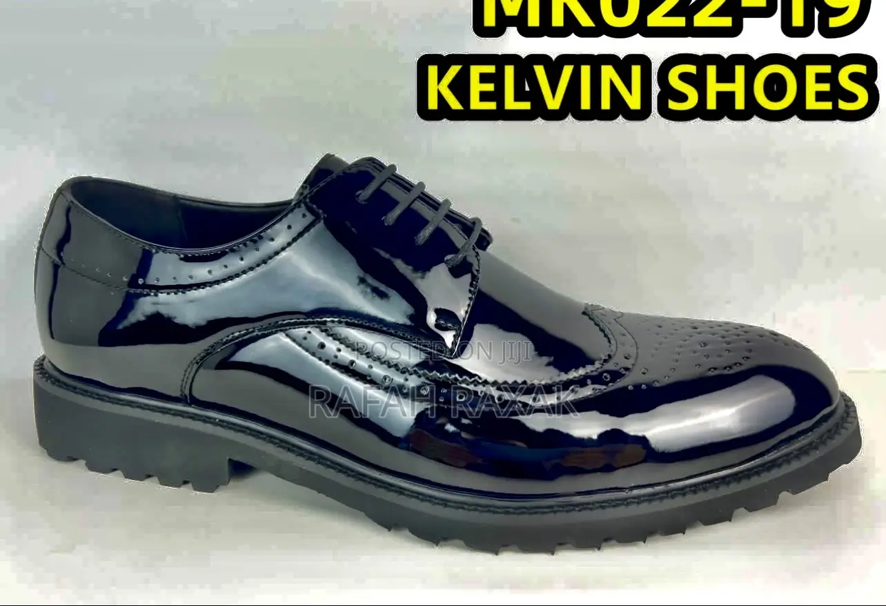 Classic Men’S Shinny Oxfords