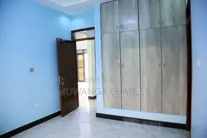 5bdrm Duplex in Fs Properties Ltd, Nakawa for sale