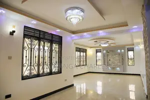 5bdrm Duplex in Fs Properties Ltd, Nakawa for sale