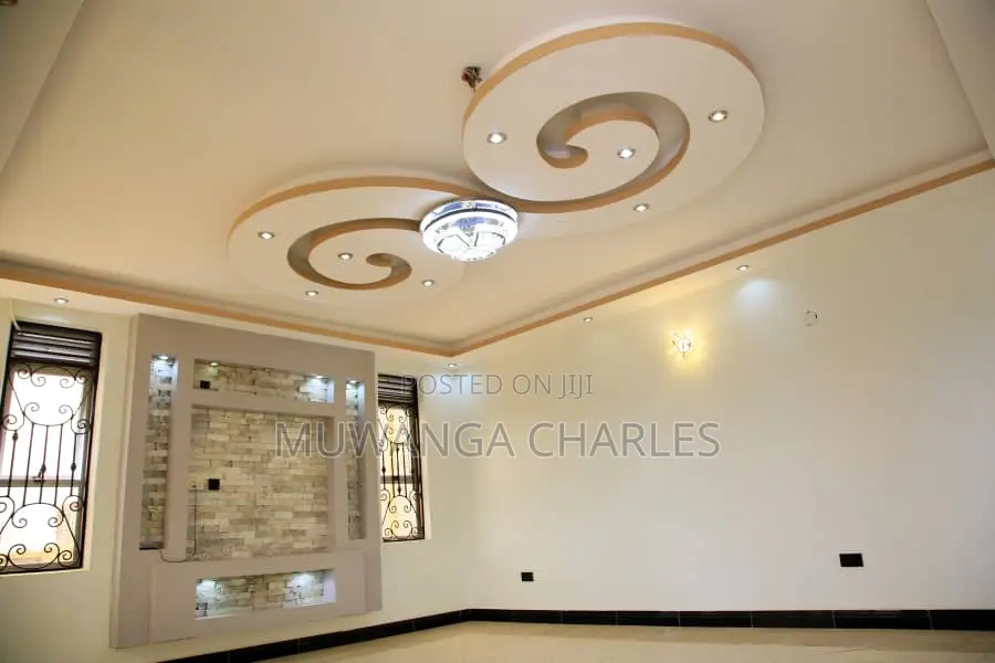 5bdrm Duplex in Fs Properties Ltd, Nakawa for sale