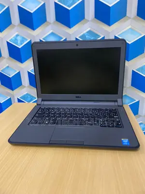 Laptop Dell Latitude 13 3340 4GB Intel Core I3 SSD 500GB