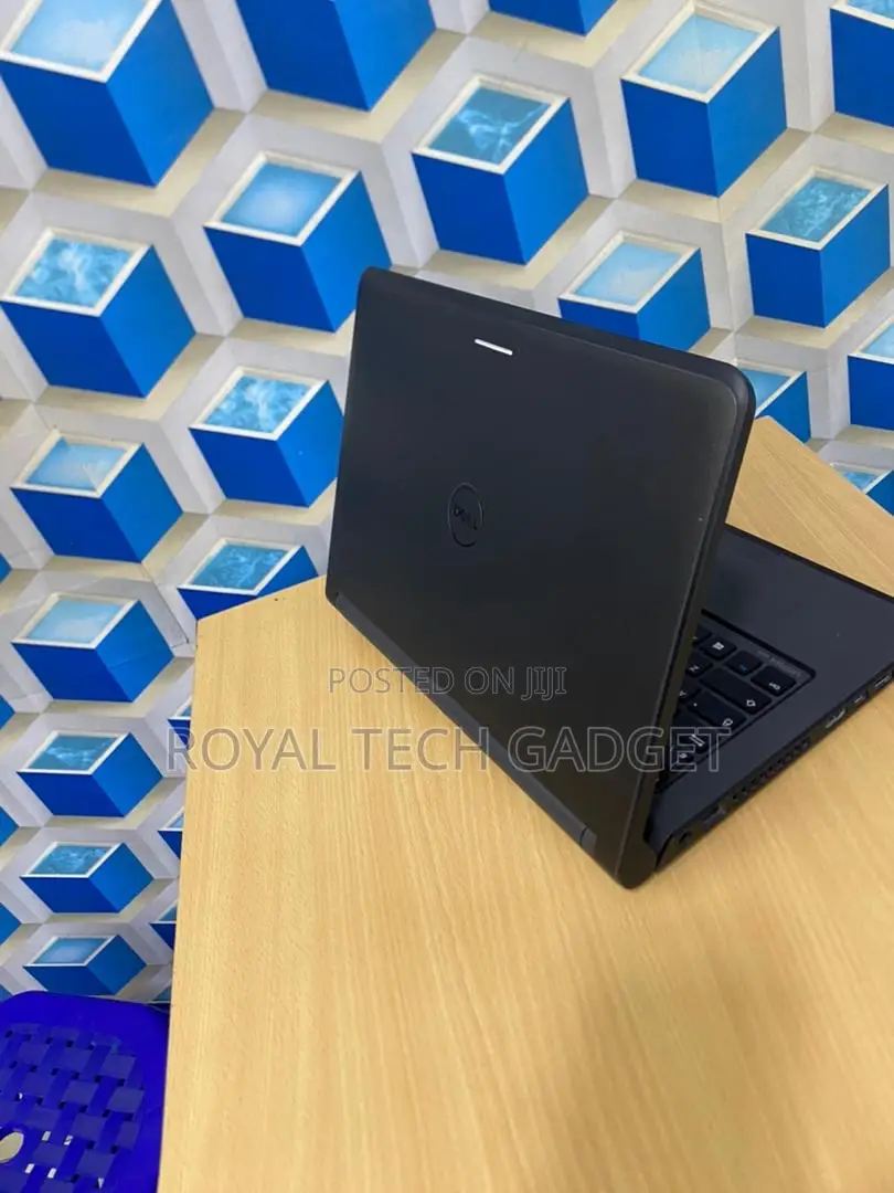 Laptop Dell Latitude 13 3340 4GB Intel Core I3 SSD 500GB
